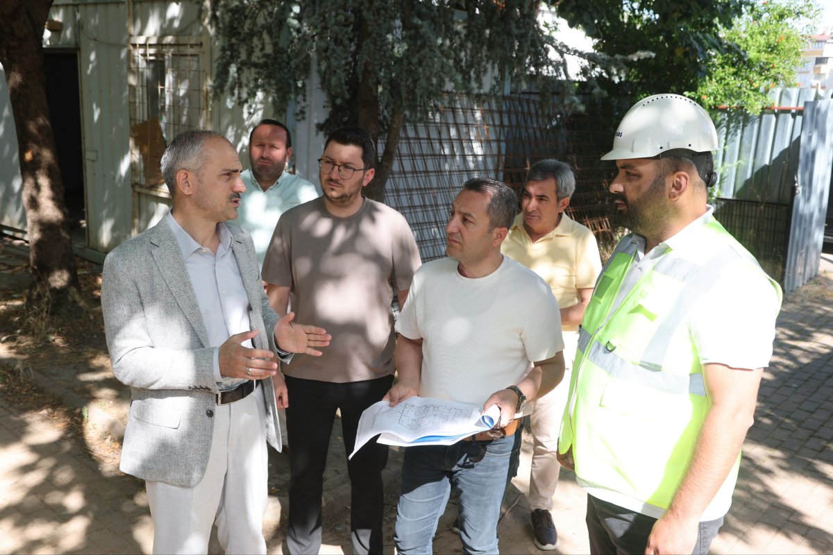 Özgürlük Mahallesi’nin yeni bilgi evi ve aile sağlığı merkezi yükseliyor