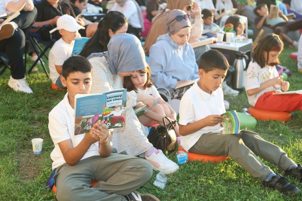  Çayırovalı kitapseverler, Çayırova Okuyor’ projesinin finalinde buluştu