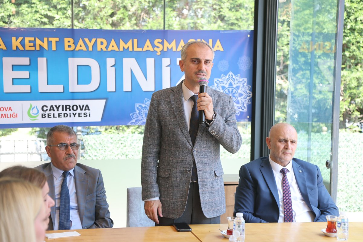 Çayırova’da Geleneksel Kent Bayramlaşması programı gerçekleştirildi