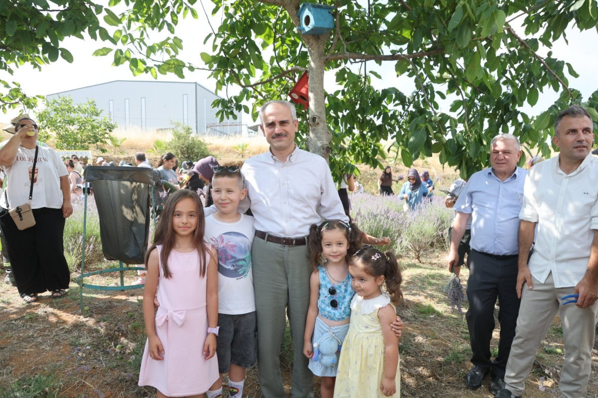 Çayırovalılar Lavanta Hasadı Şenliği’nde bir araya geldi