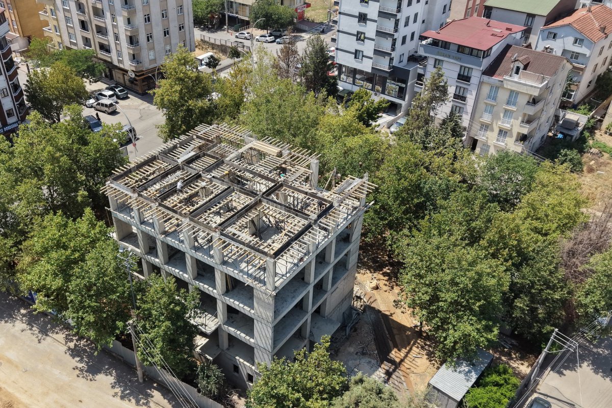 Yeni bilgi evi ve aile sağlığı merkezinin kaba inşaatında sona doğru