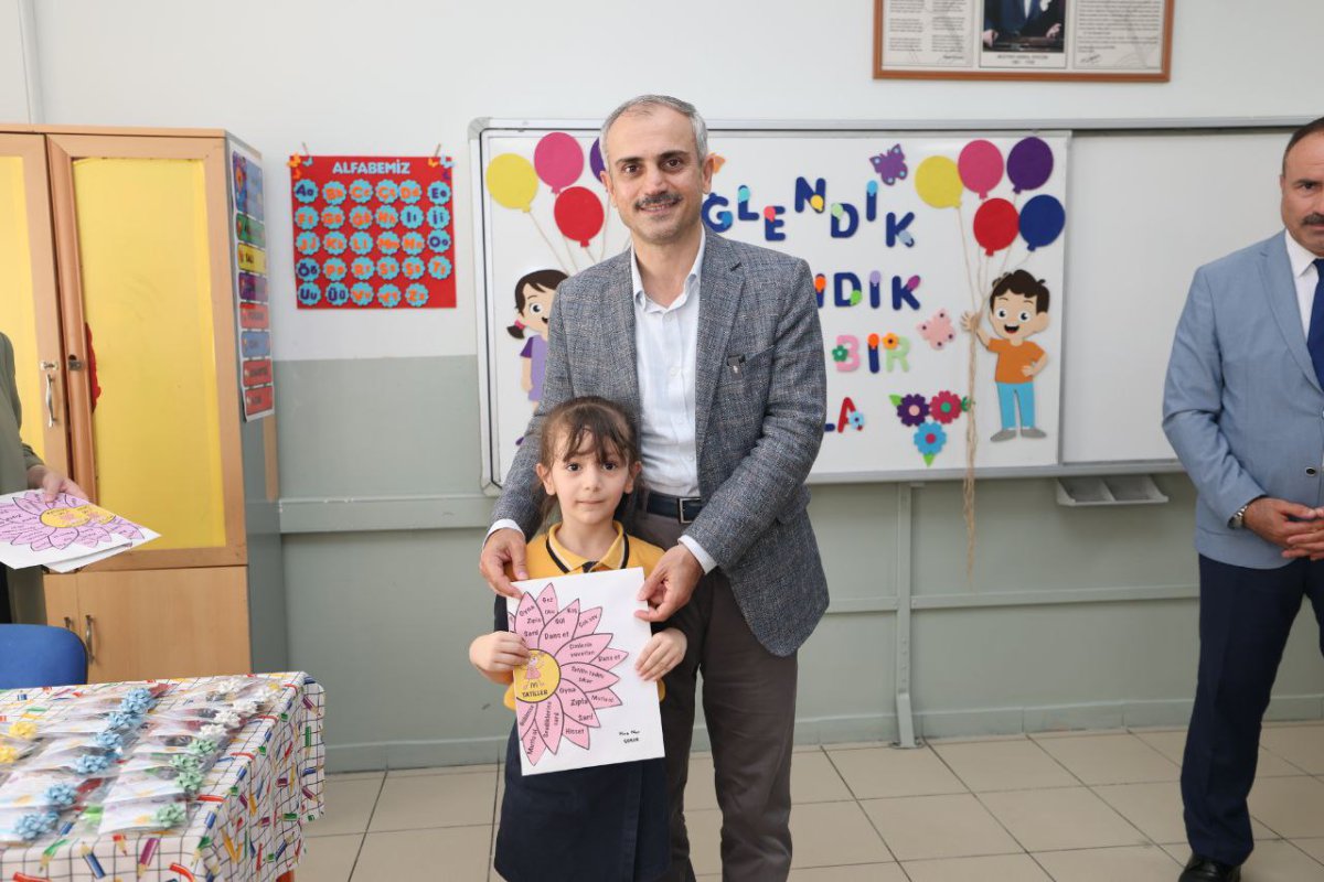 Çayırova’da karne heyecanı yaşandı