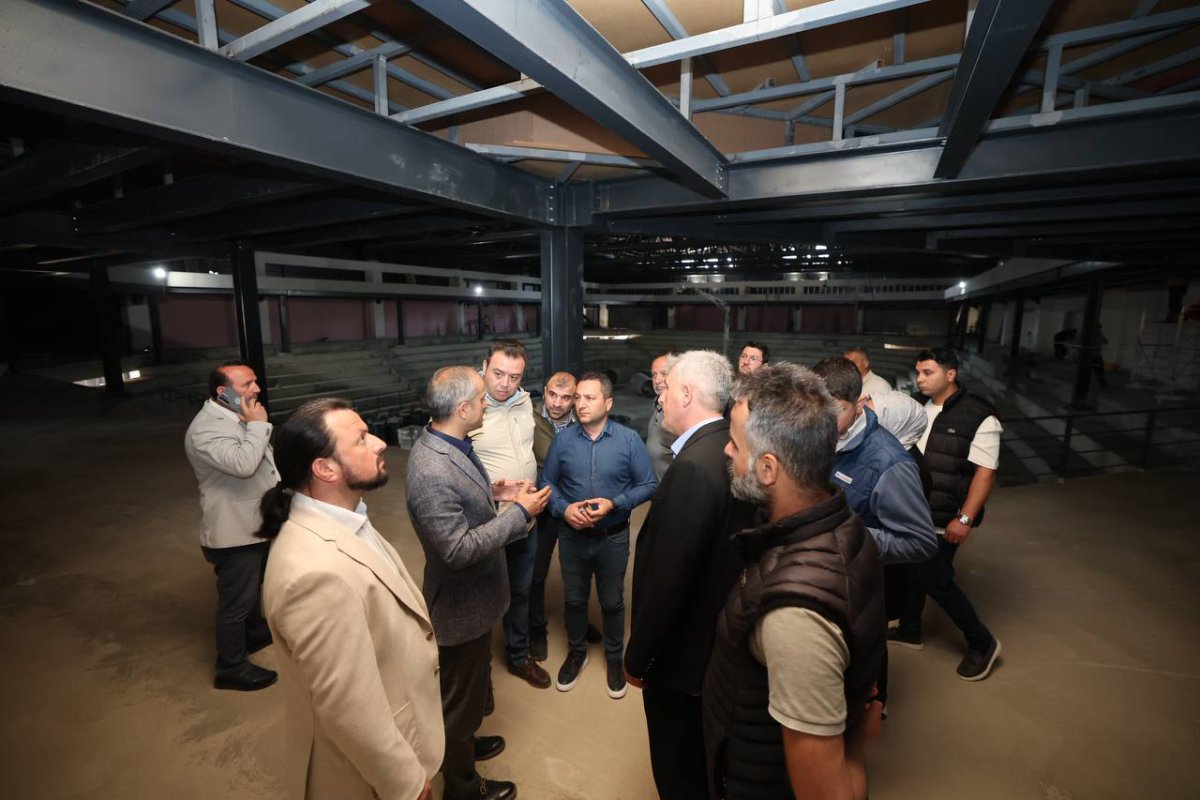 Çiftçi, “Kapalı spor salonunda adım adım sona yaklaşıyoruz”