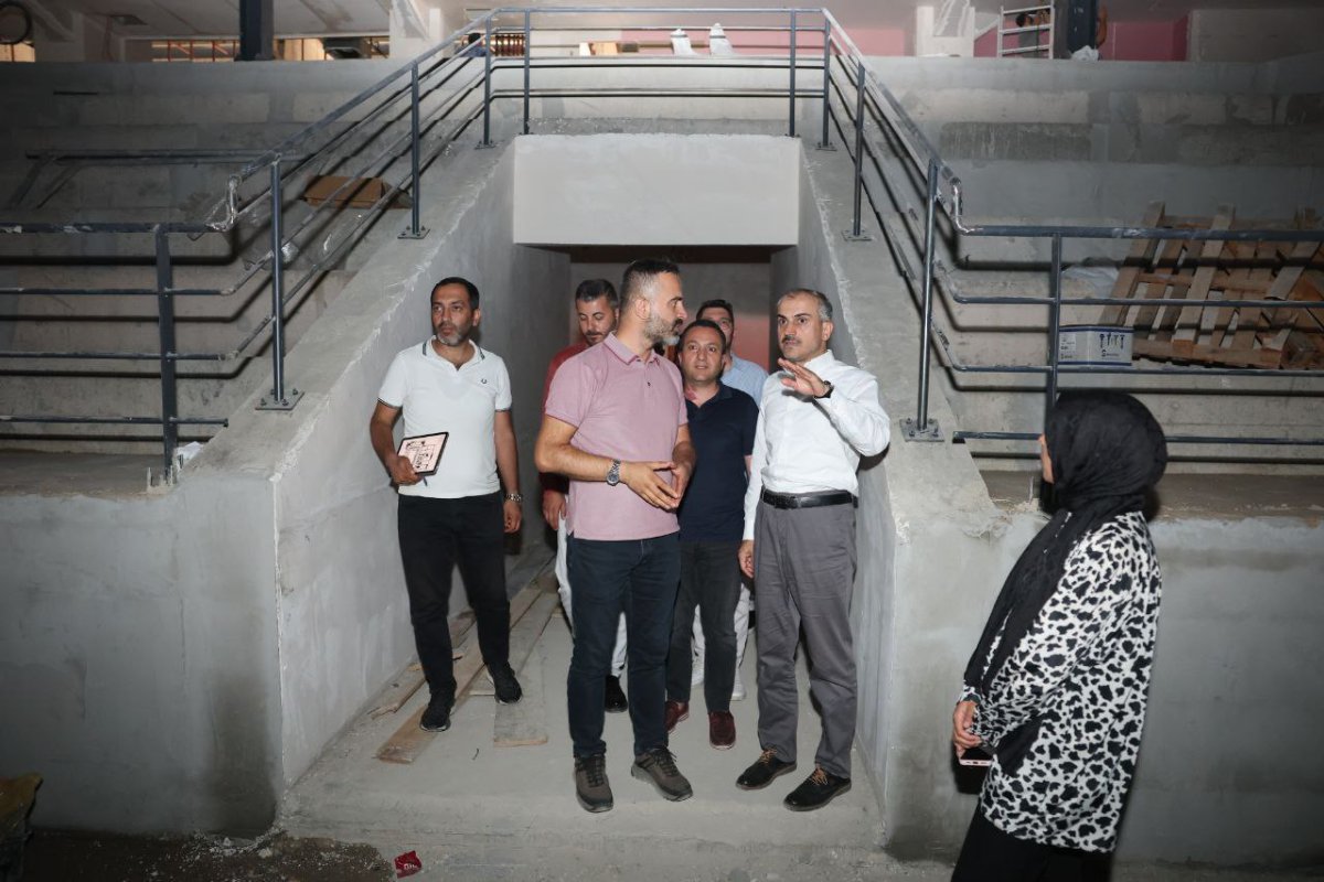 Çiftçi, spor salonu ve sporcu fabrikasındaki çalışmaları inceledi