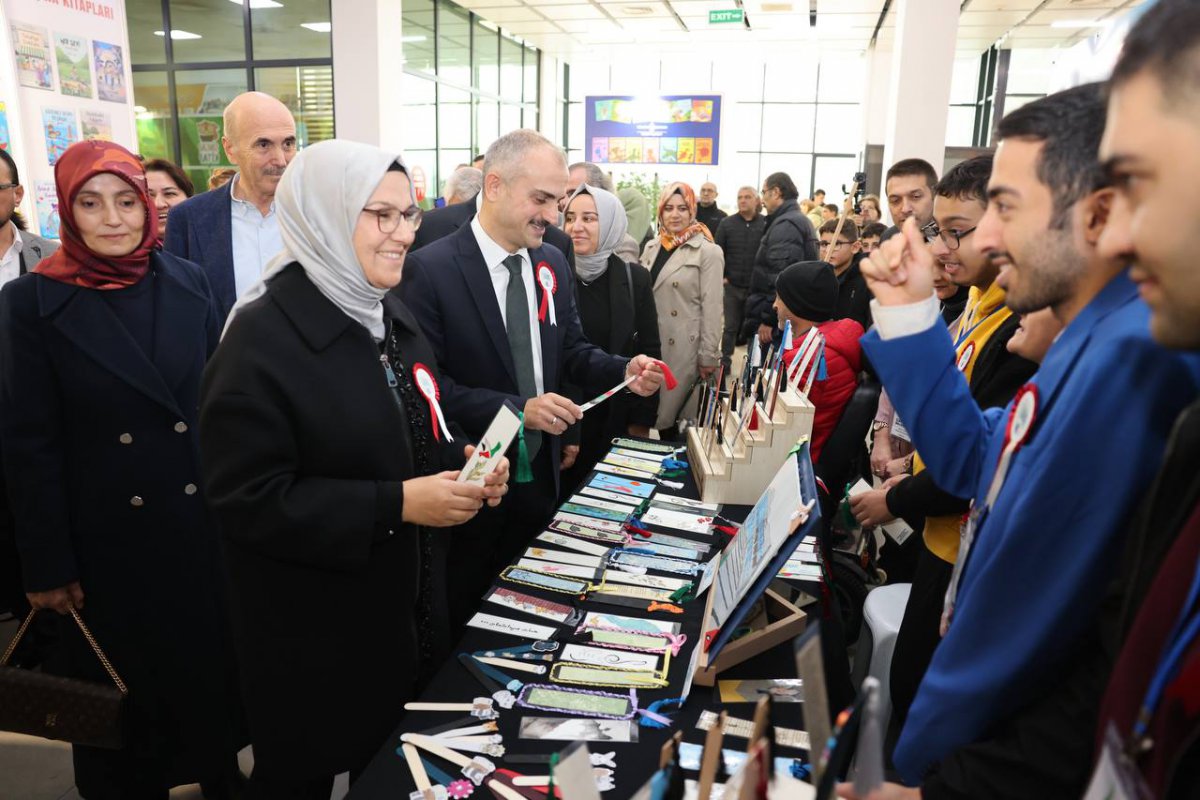Çayırova 5. Kitap Günleri kapılarını açtı