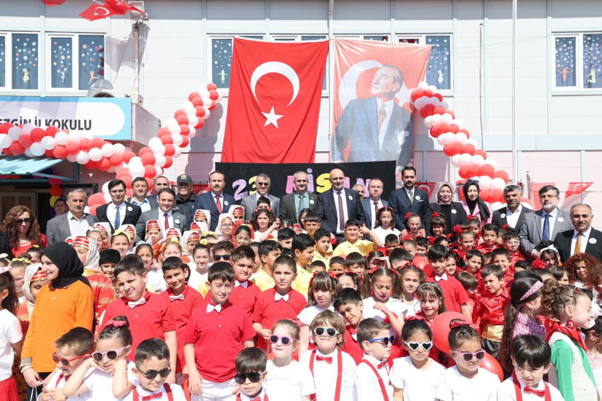 Çayırova’da 23 Nisan coşkusu