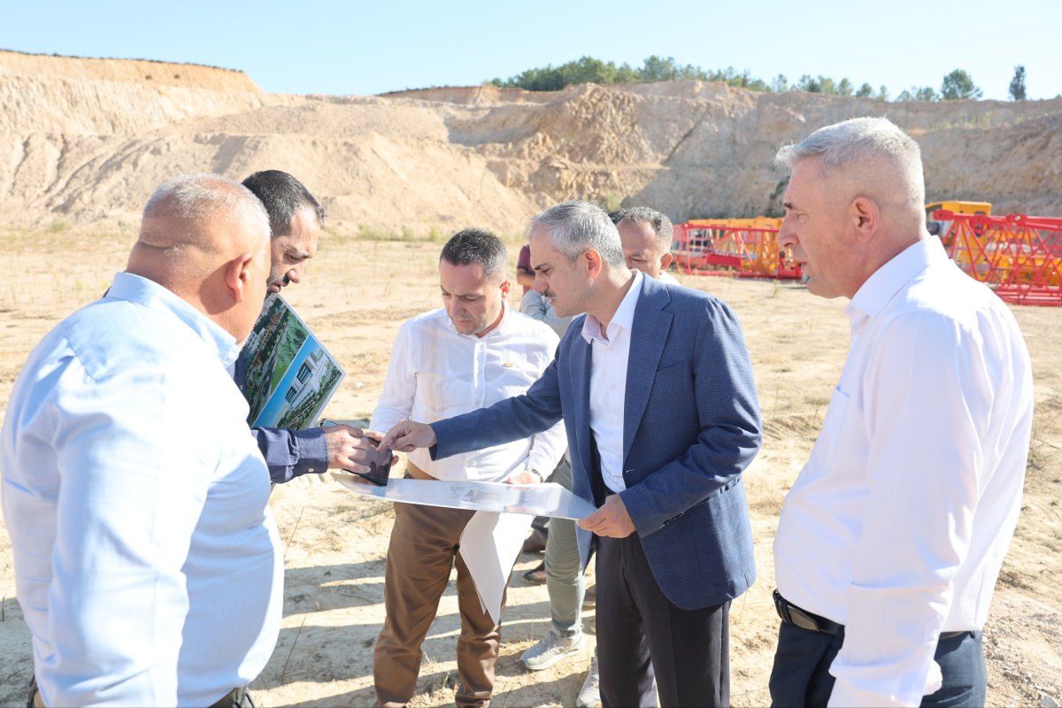  Çiftçi, “Hastanemizin inşaatı yeniden başlıyor”   