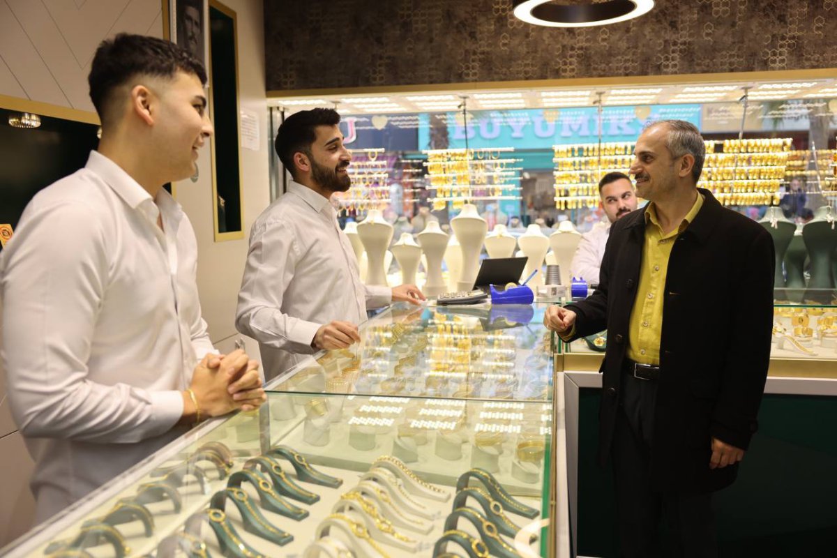 Başkan Çiftçi, Ramazan ayında da esnaflarla iç içe