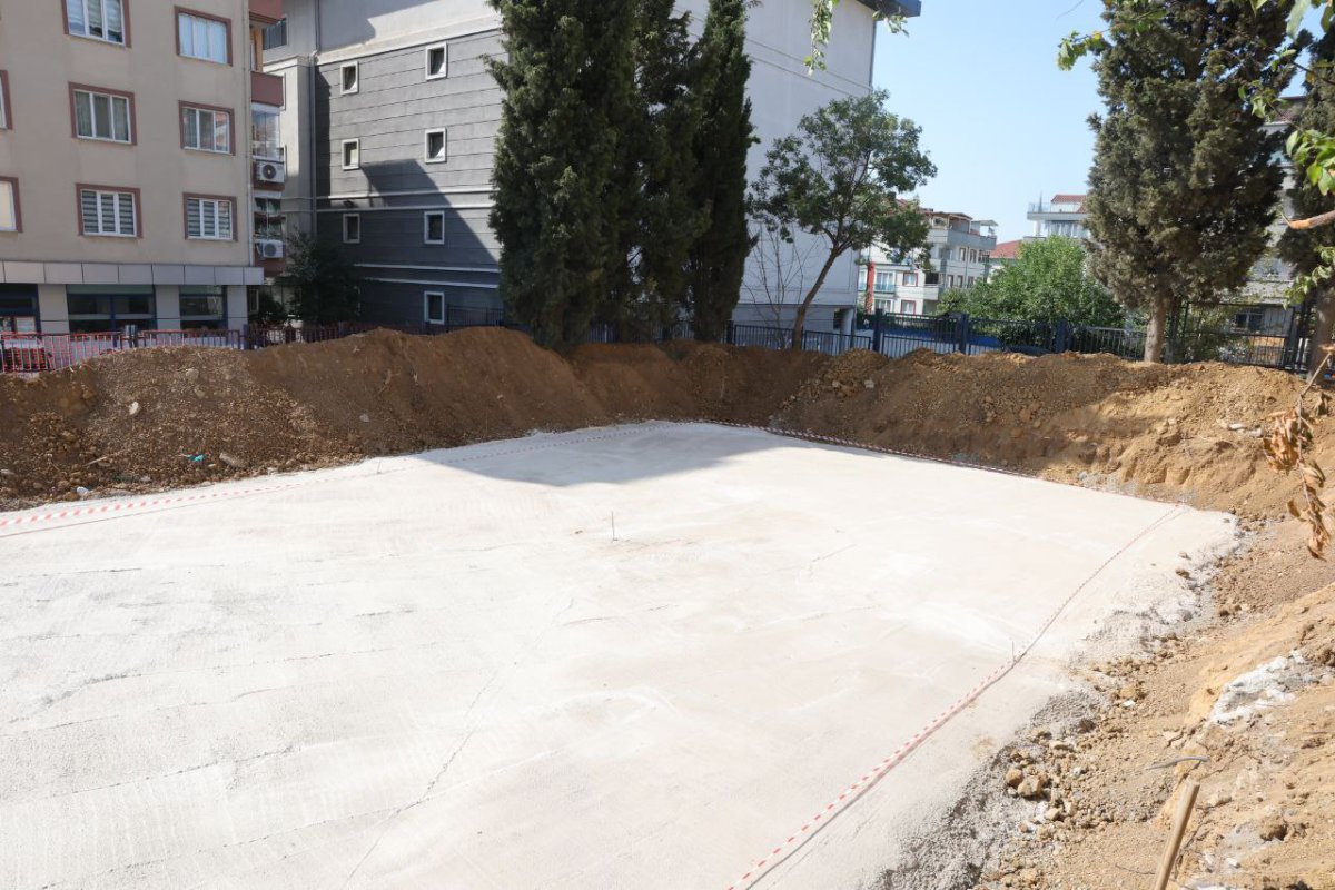 Çiftçi, e-sınav merkezi ve santral binası inşaatlarını inceledi