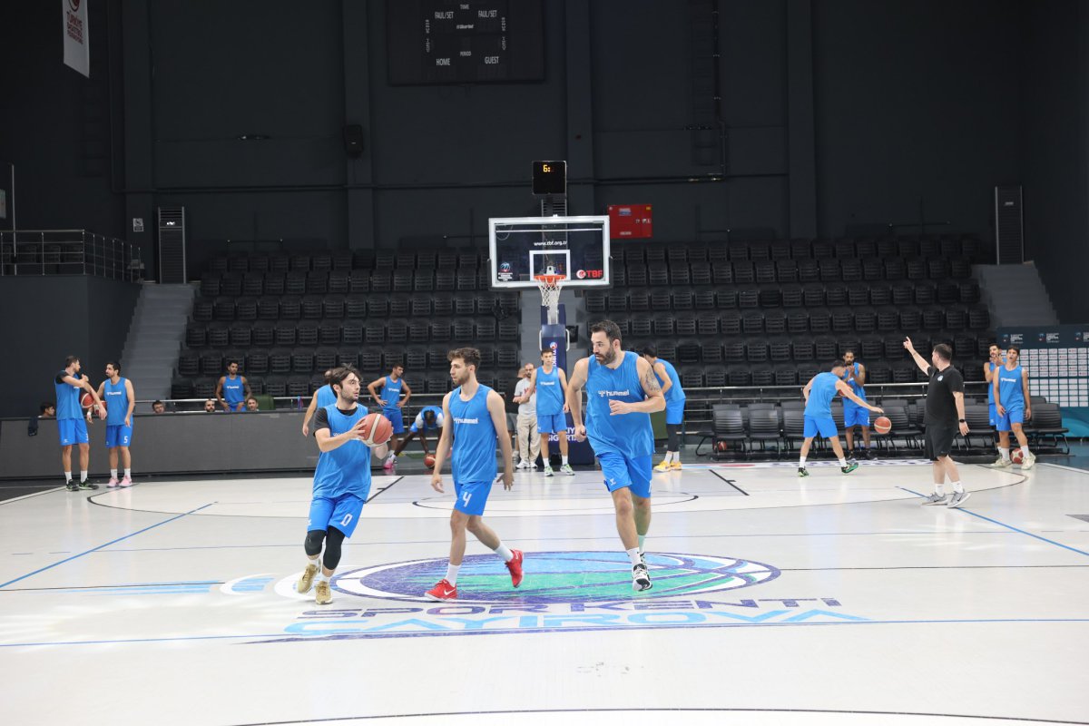 Başkan Çiftçi’den, basketbol takımına sezon öncesi ziyaret