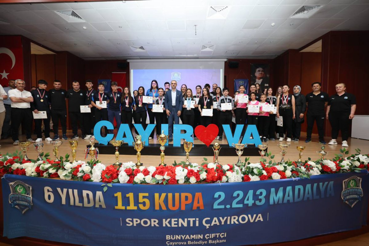 Çiftçi, “Sporcularımızın başarısı,  Çayırova'mızın ortak gururudur”