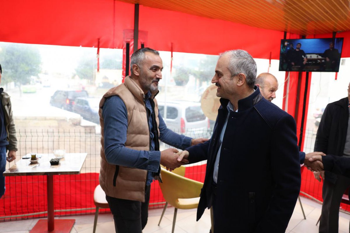 Çiftçi, esnaflarla bir araya gelmeyi sürdürüyor