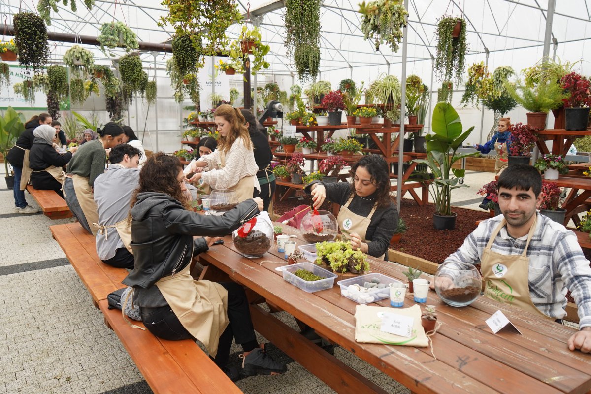 Bahçem Çayırova’da teraryum atölyesi gerçekleştirildi