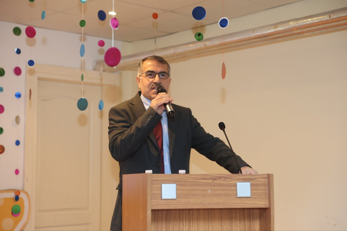 Çayırovalı öğrenciler karne heyecanı yaşadı