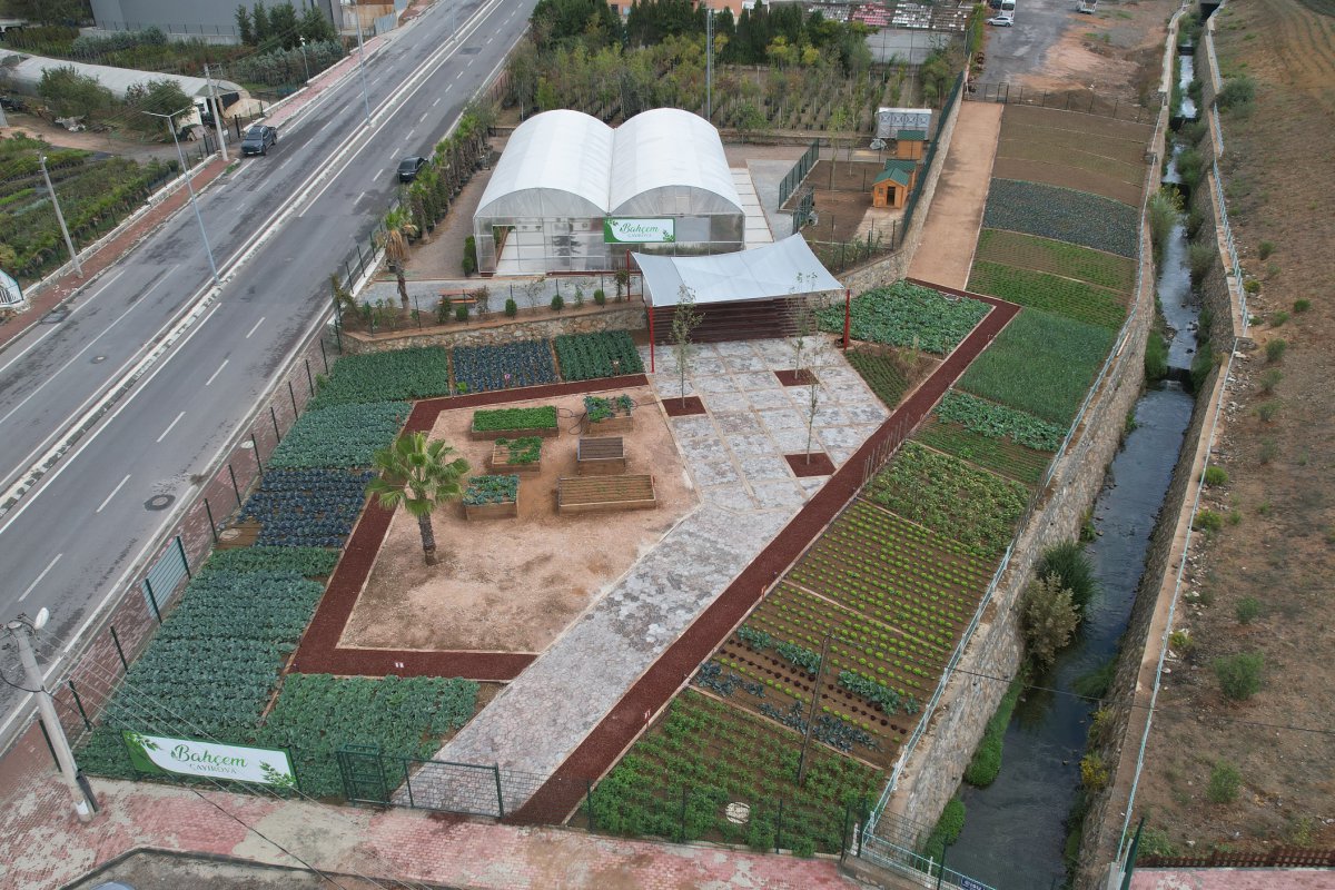 Bahçem Çayırova’da açılış zamanı