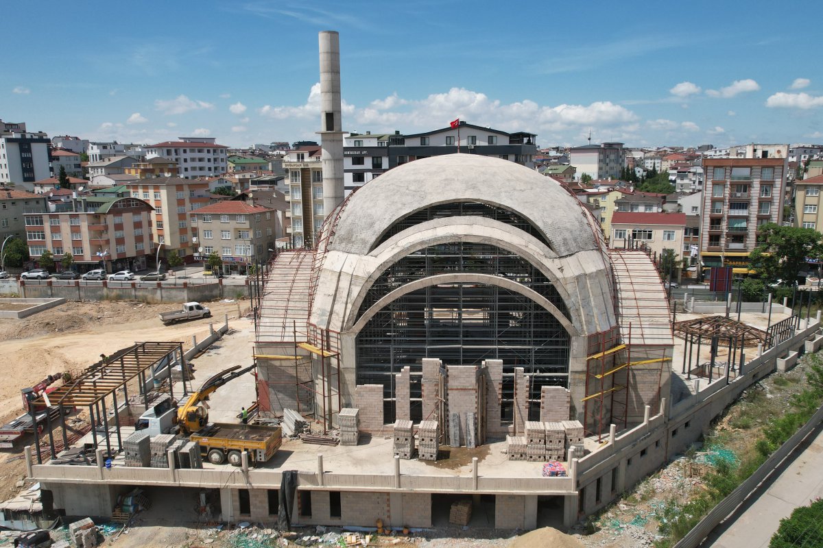 Kent meydanında çalışmalar hızla sürüyor