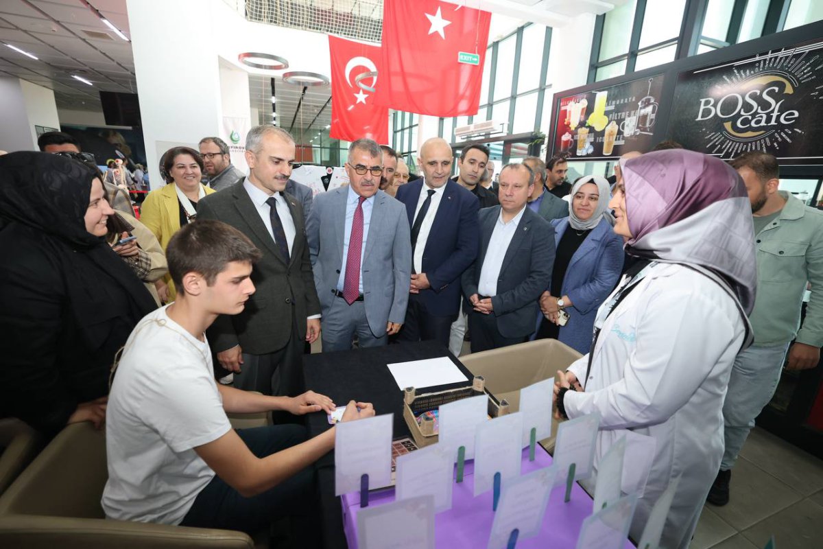 Çayırova Belediyesi Bilim Şenliği kapılarını açtı