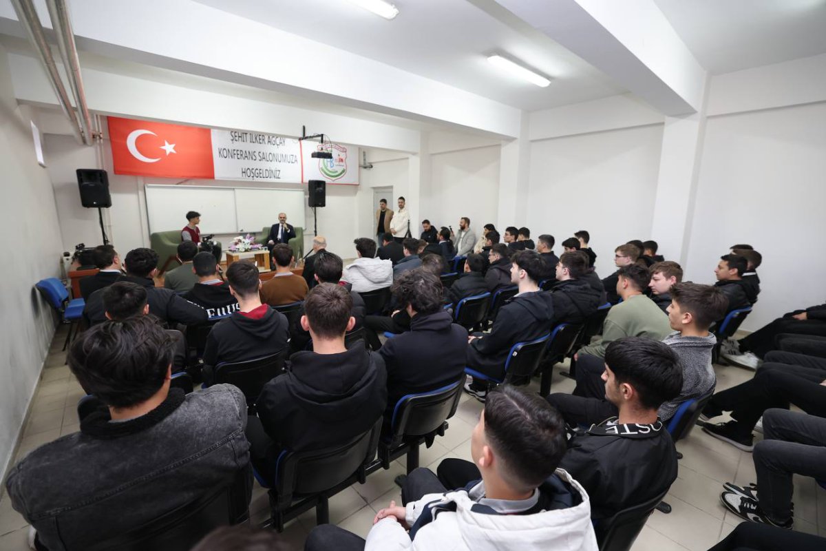 Çiftçi, Hatice Bayraktar MTAL öğrencileriyle buluştu