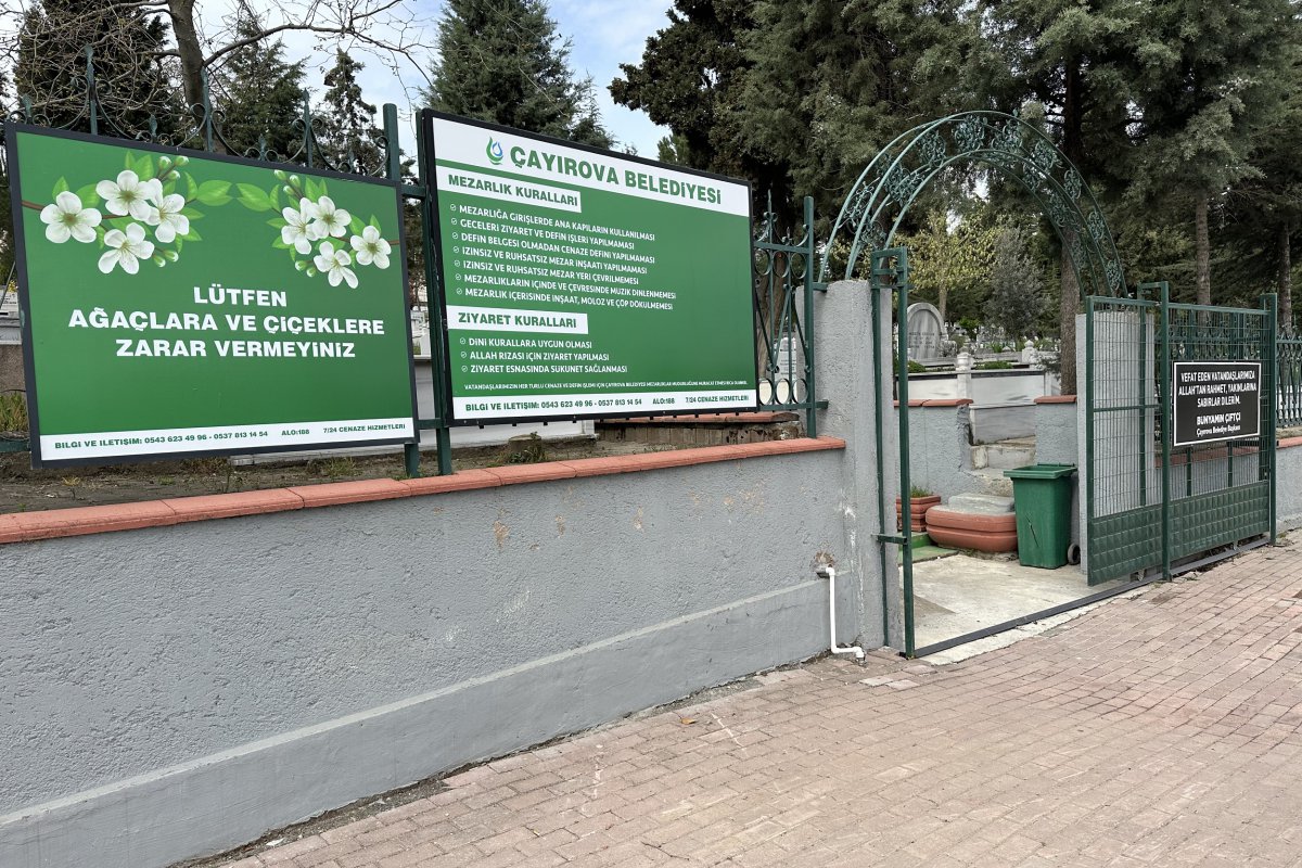 Çayırova’da mezarlıklar bayrama hazır