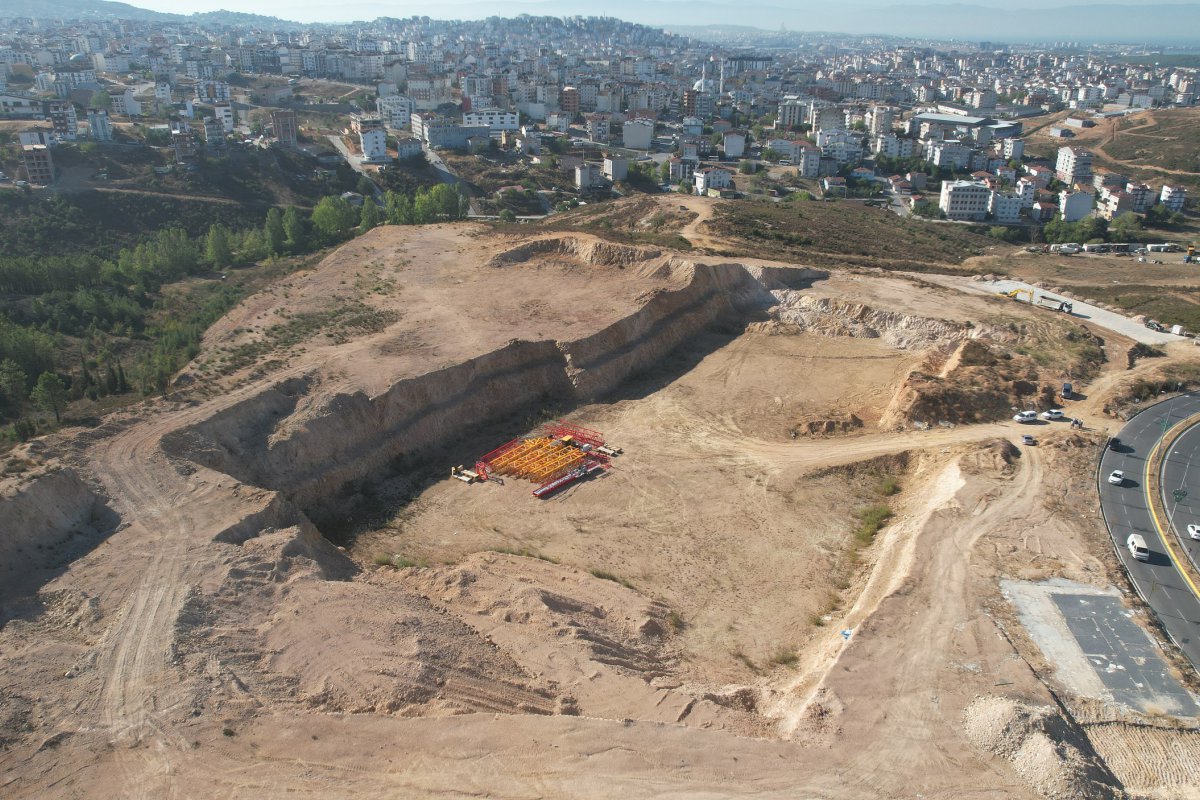  Çiftçi, “Hastanemizin inşaatı yeniden başlıyor”   