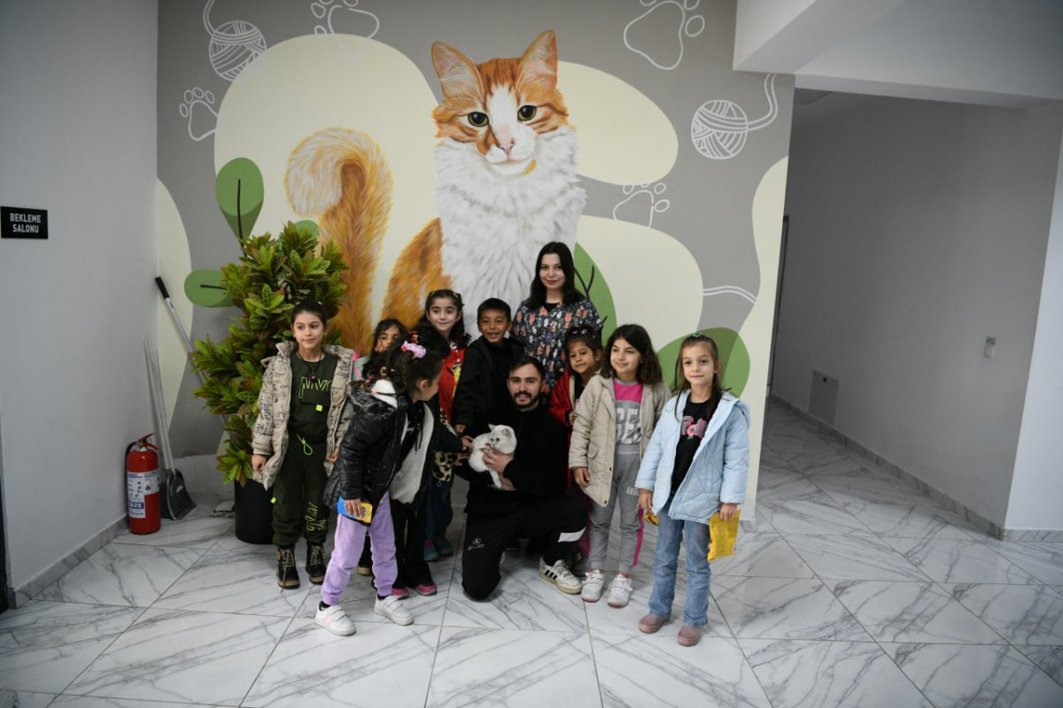 Akçakoca İlkokulu minikleri, sevimli dostlarımızla buluştu