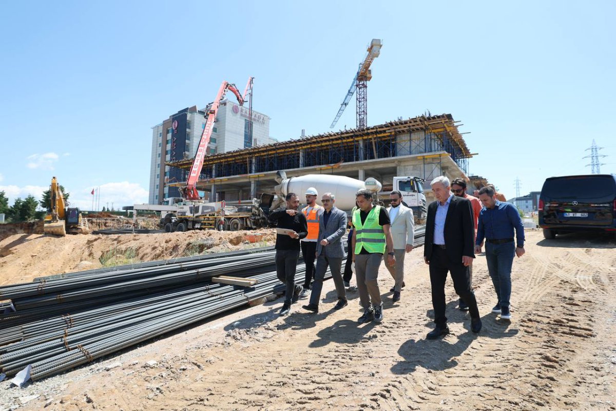 Çiftçi, Çayırova’ya eğitim ve spor alanında sınıf atlatacak projeyi inceledi