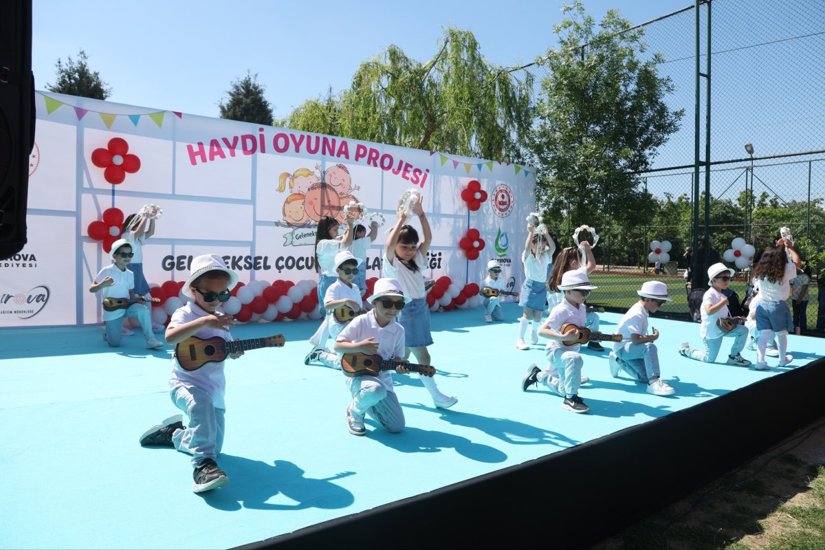 Çayırova’da Geleneksel Çocuk Oyunları Şenliği neşesi