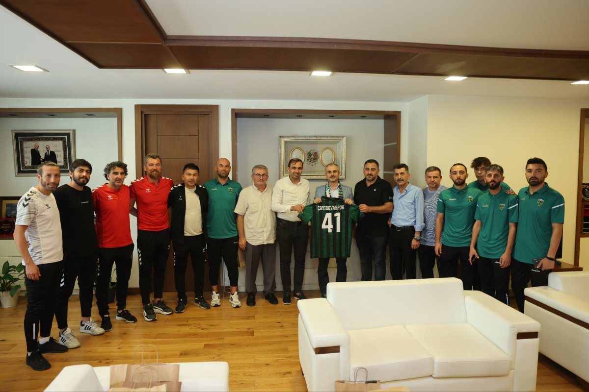 Çayırovaspor’dan Başkan Çiftçi’ye 45. yıl ziyareti