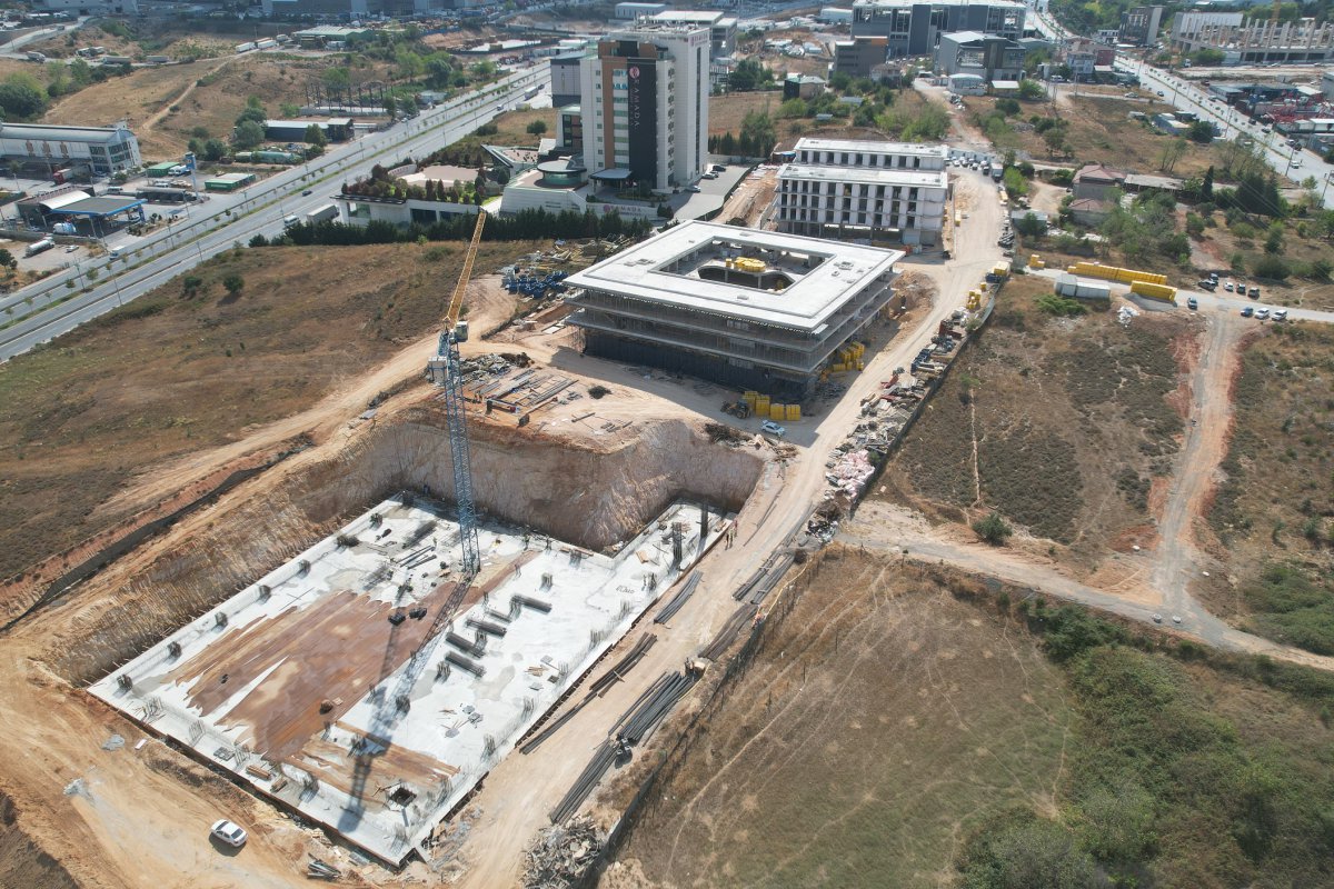  Spor Lisesi’nde çalışmalar devam ediyor   