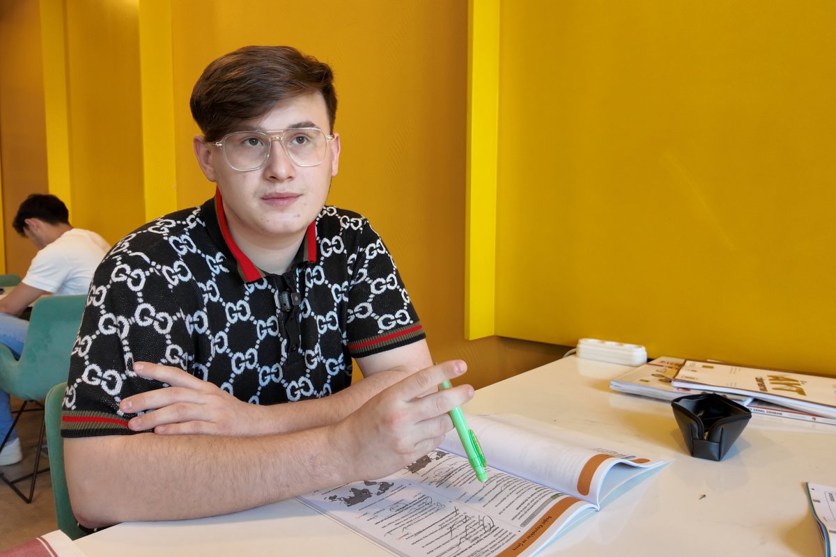 7/24 hizmete gençlerden tam not