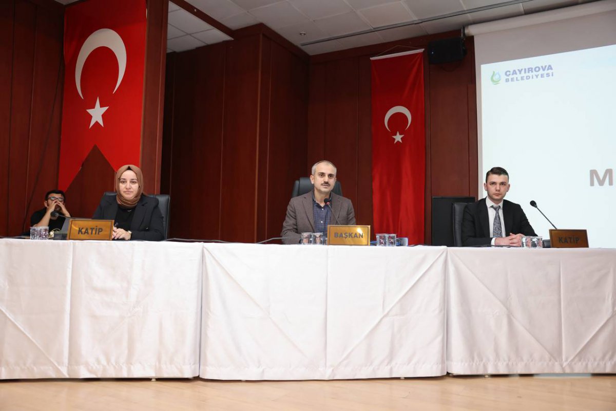 Çayırova’da yılın son meclisi yapıldı