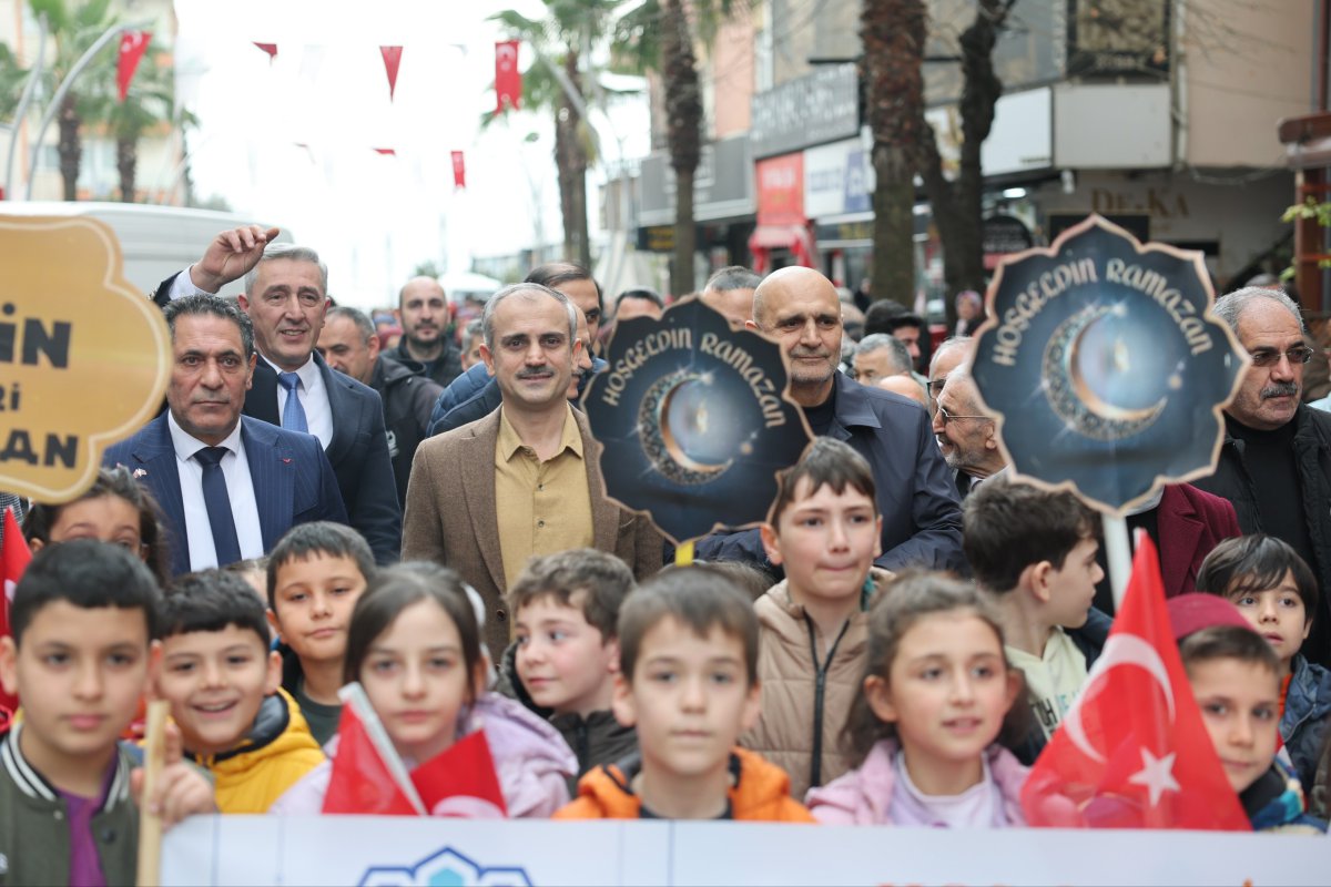 Çayırova’da Ramazan coşkuyla karşılandı