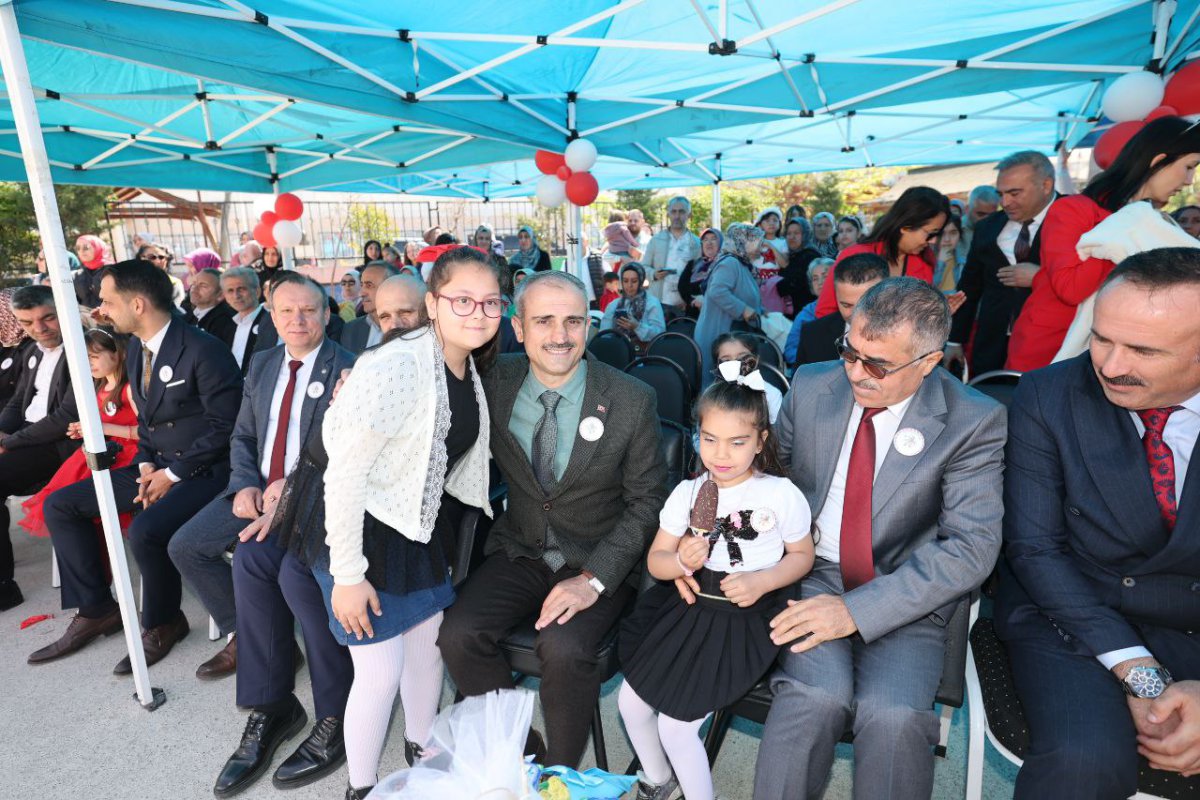 Çayırova’da 23 Nisan coşkusu