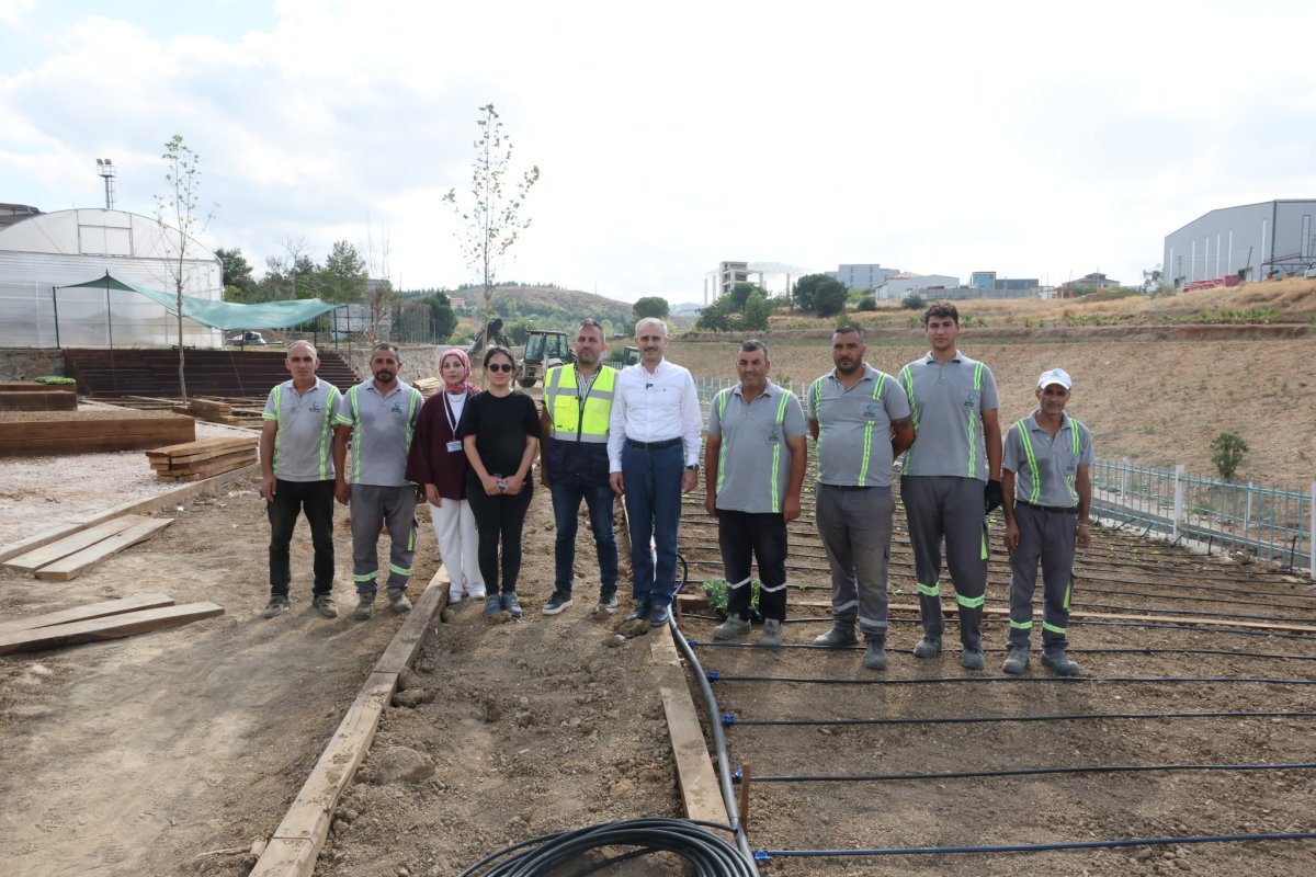Başkan Çiftçi, Bahçem Çayırova projesini inceledi