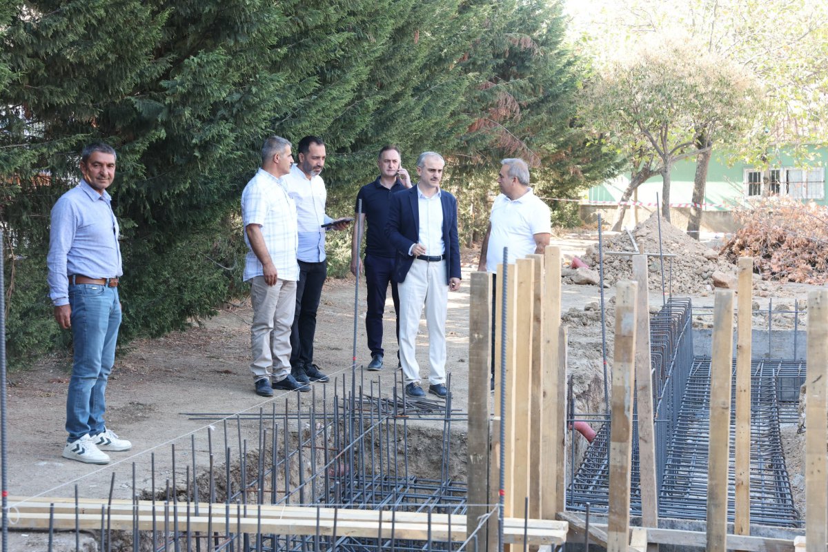 Çiftçi, e-sınav merkezi ve santral binası inşaatlarını inceledi