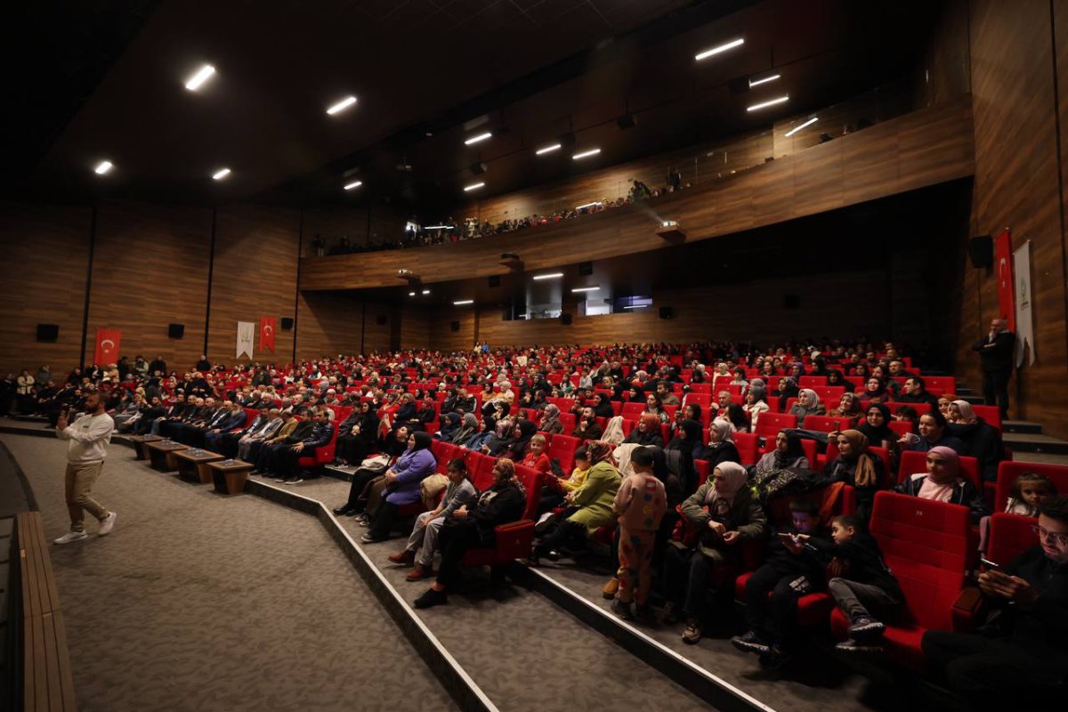 Salih Selman’dan ‘Günümüzdeki İlişkilerimiz’ söyleşisi