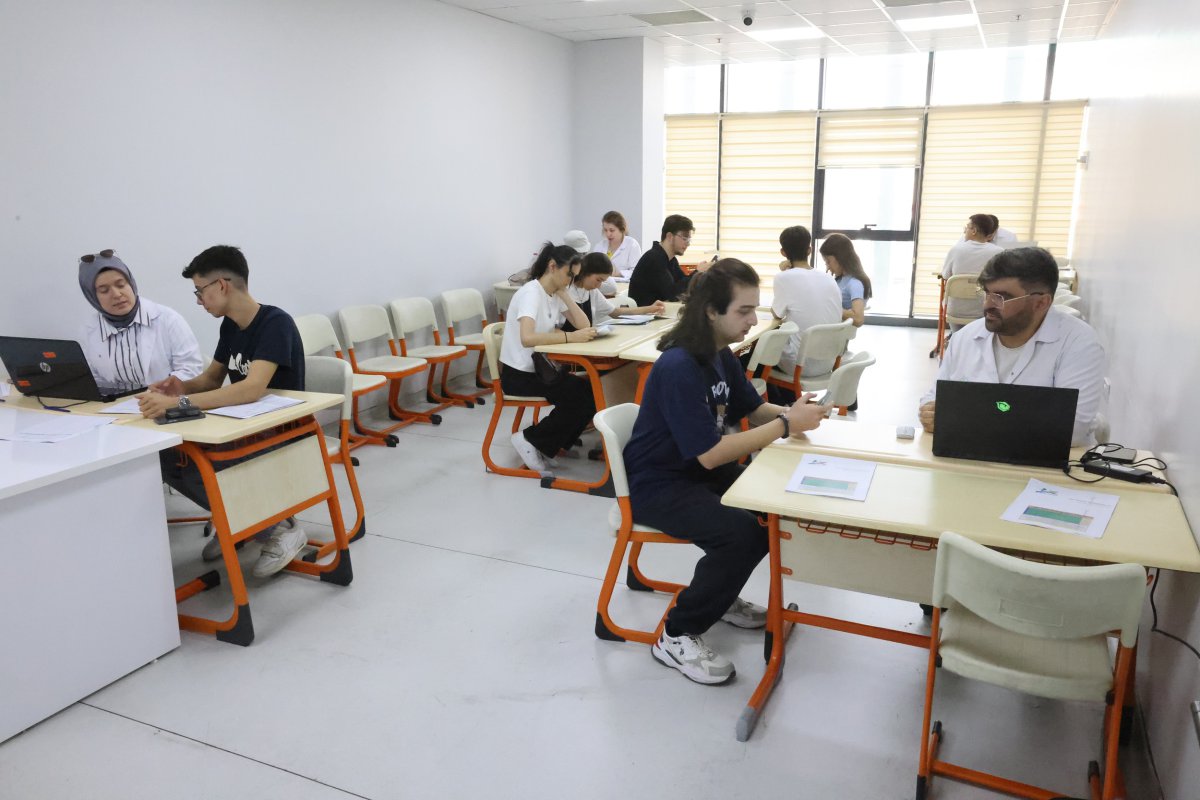 Gençlik Merkezi’nde sınava hazırlanıp üniversiteyi kazandılar