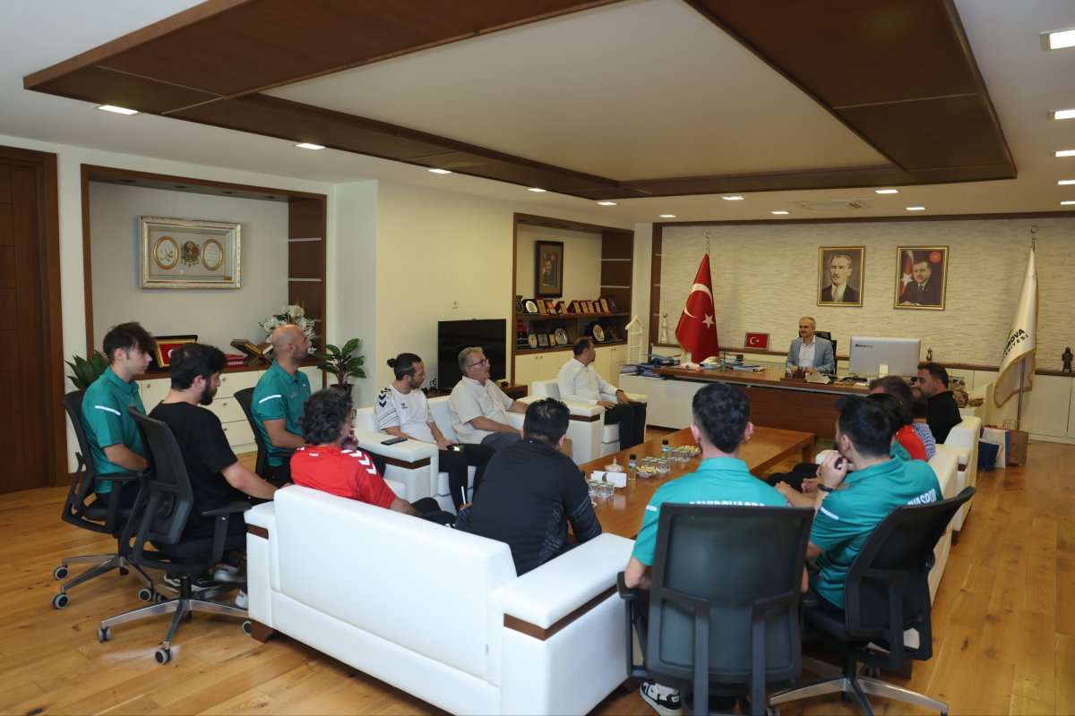 Çayırovaspor’dan Başkan Çiftçi’ye 45. yıl ziyareti