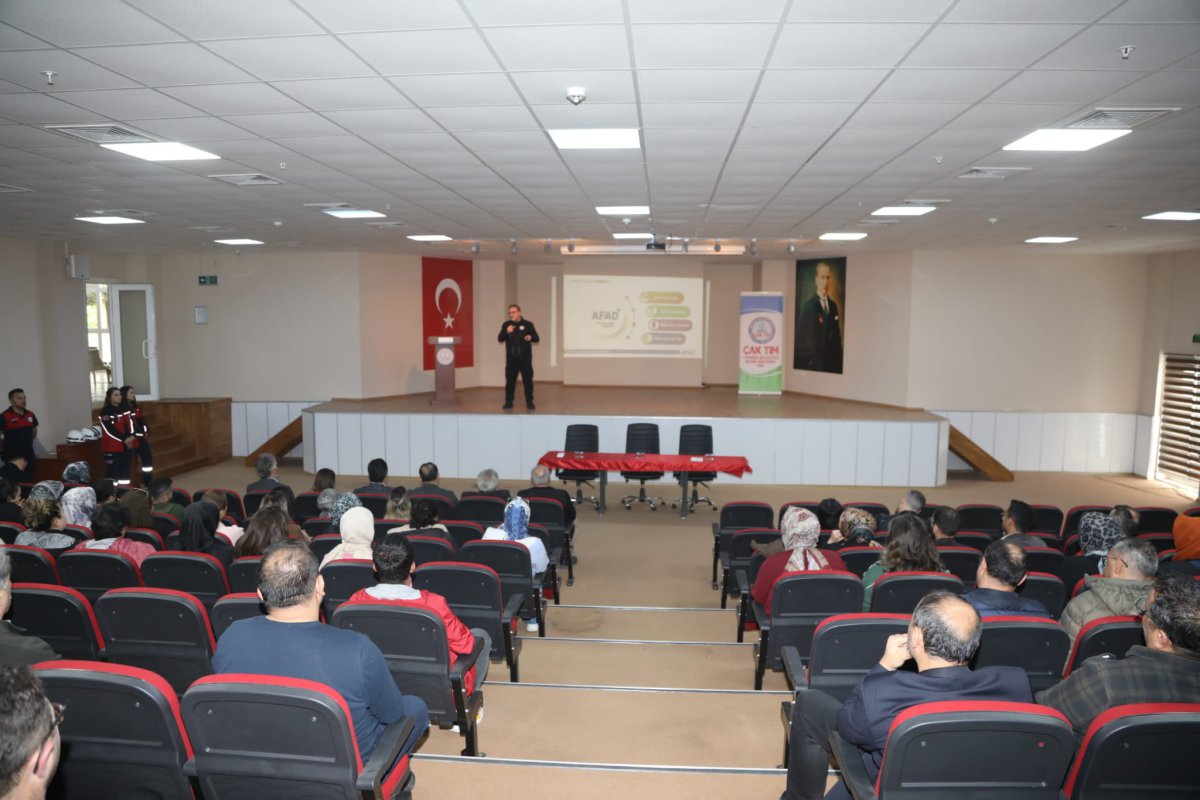 ÇAK-TİM’den kaymakamlık personeline deprem eğitimi