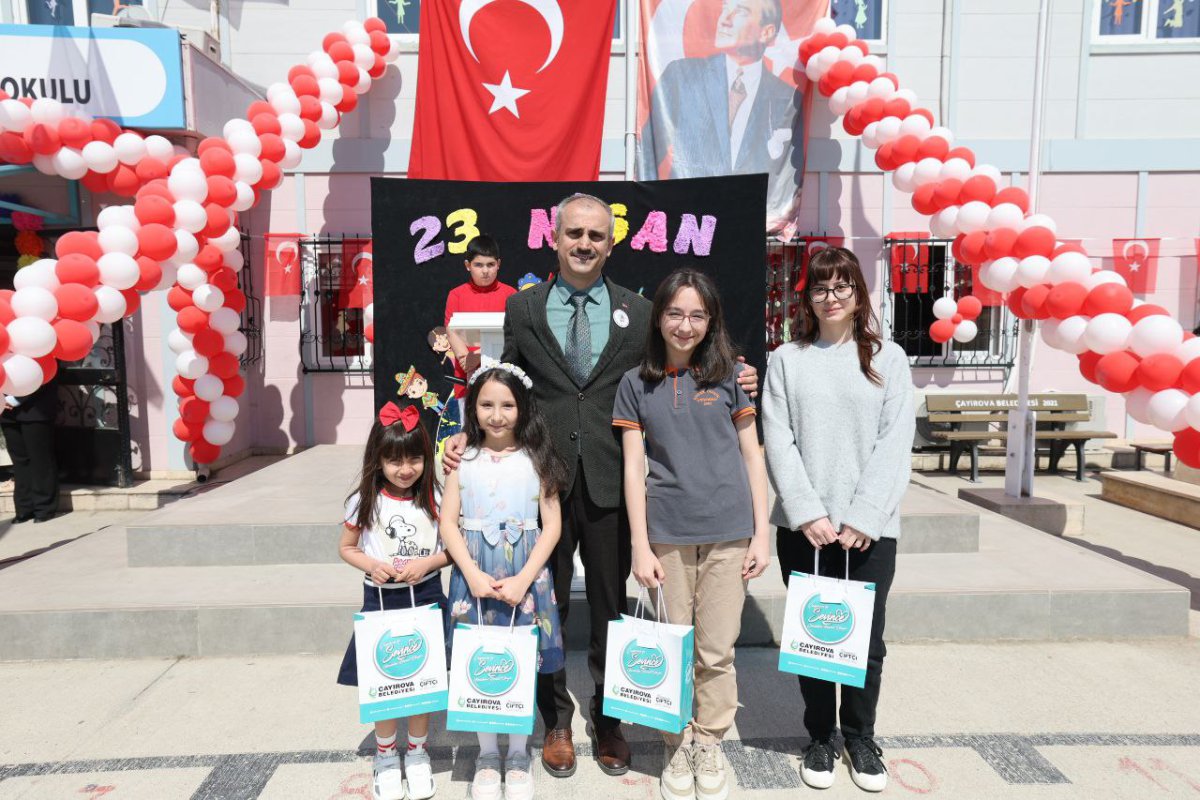 Çayırova’da 23 Nisan coşkusu