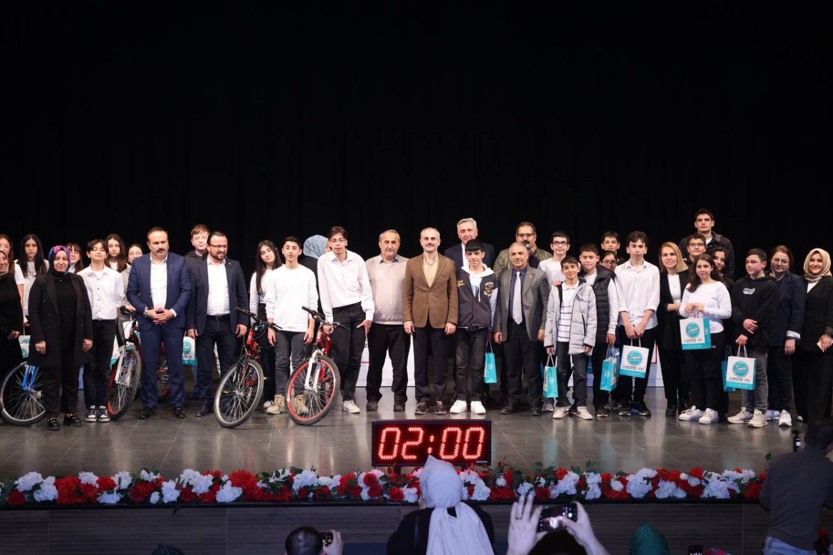 Bilgievi öğrencileri bilgilerini yarıştırdı