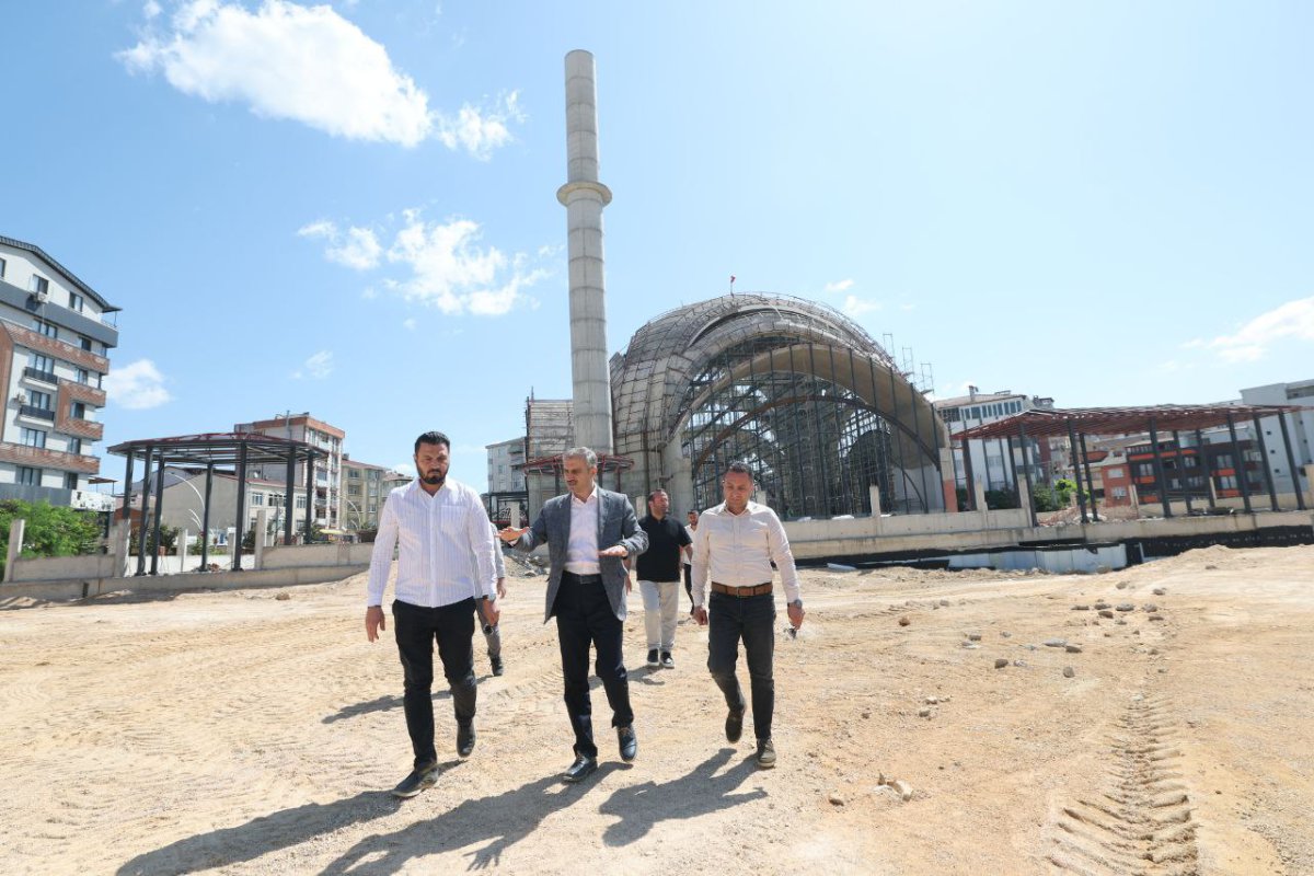 Çiftçi, “Kent meydanı, Çayırova’mızın çehresini değiştirecek”