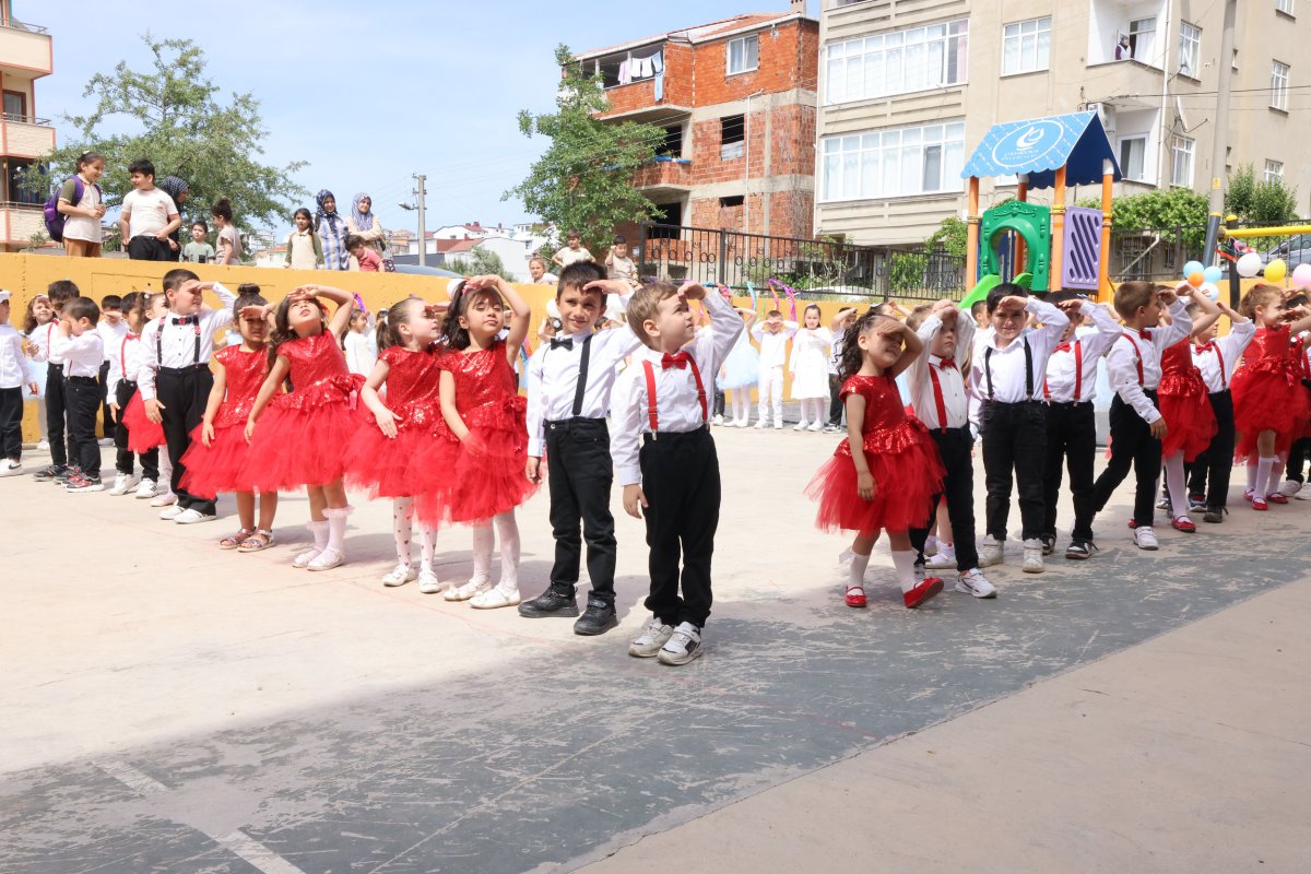 Çocuk kulüplerinde ‘Anneler Günü’ etkinliği