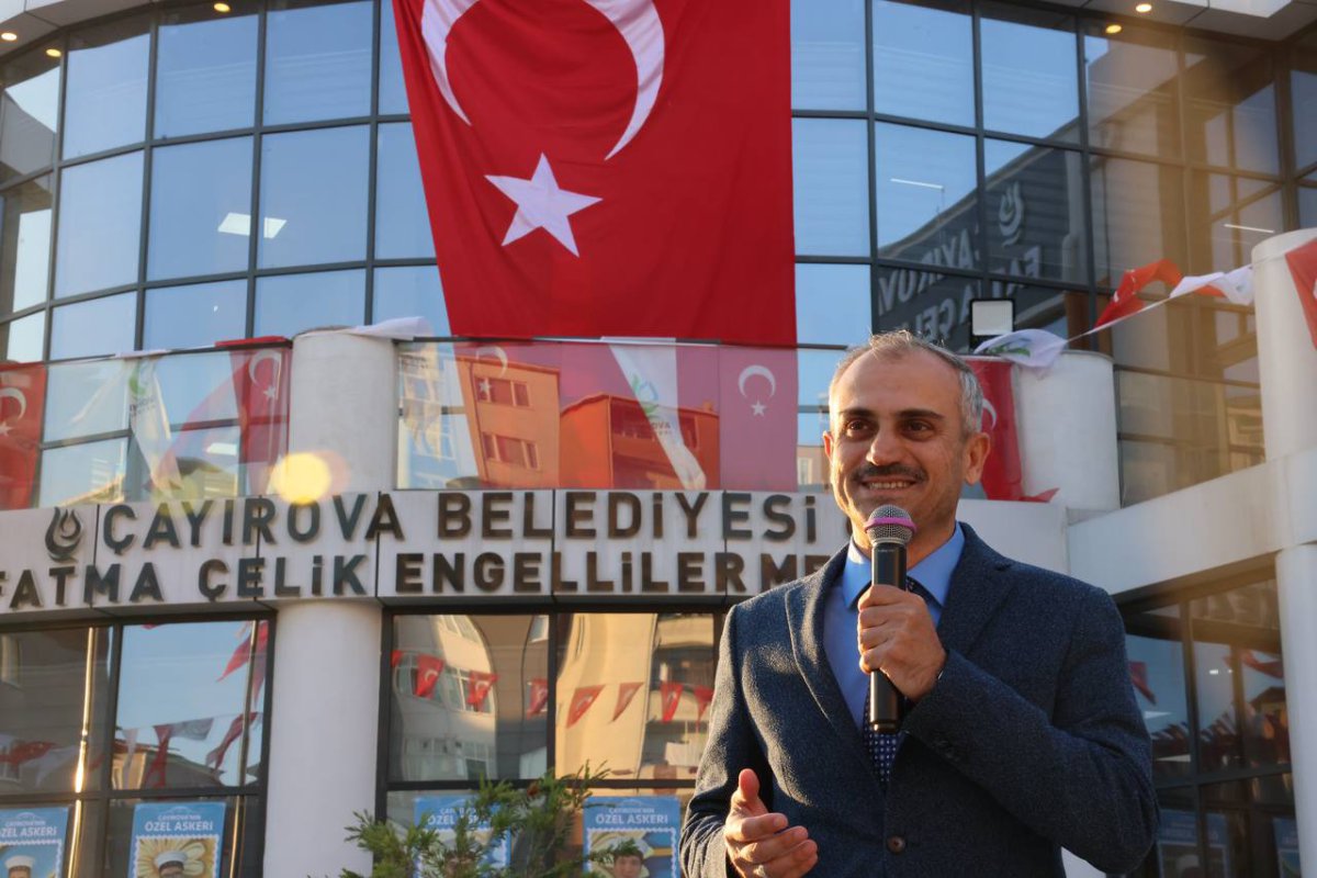 Çayırova’nın özel askerlerine kına gecesi