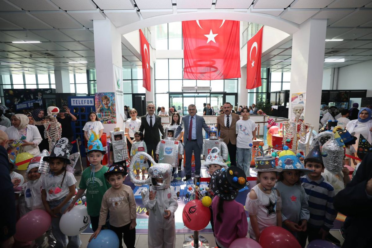 Çayırova Belediyesi Bilim Şenliği kapılarını açtı