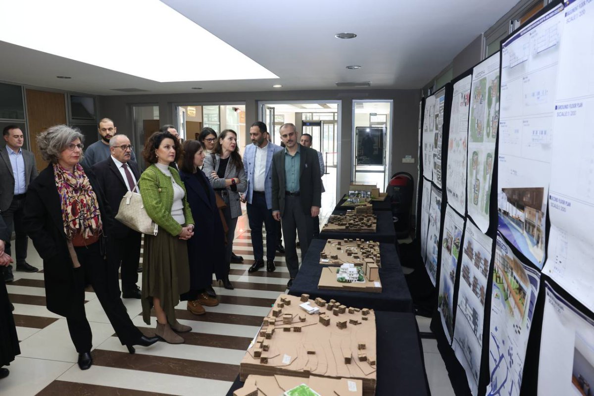 Geleceğin mimarlarının fikirleri, Çayırova Belediyesi’nde sergileniyor