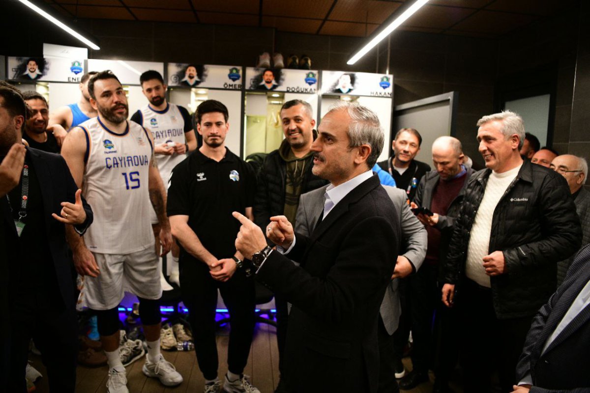 Nefes kesen maçta kazanan Çayırova Belediyesi