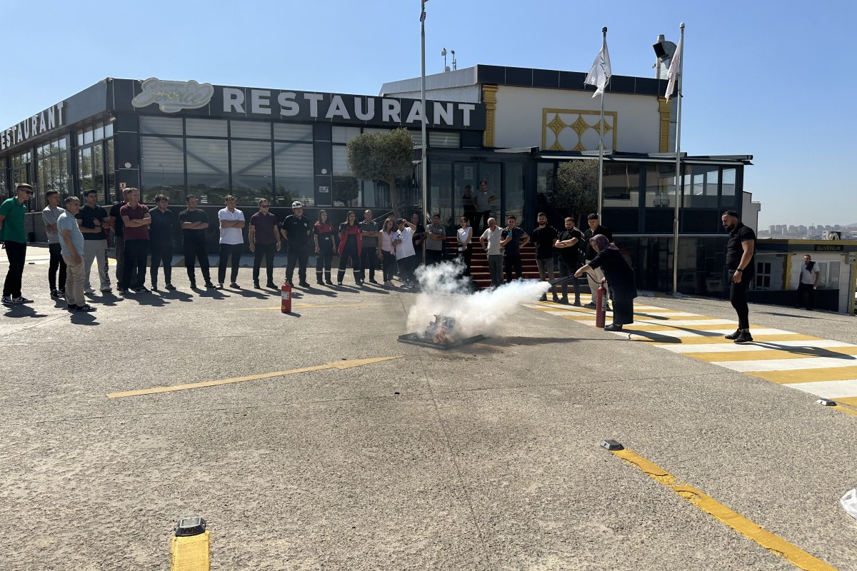  Olası yangınlara karşı eğitimler devam ediyor   