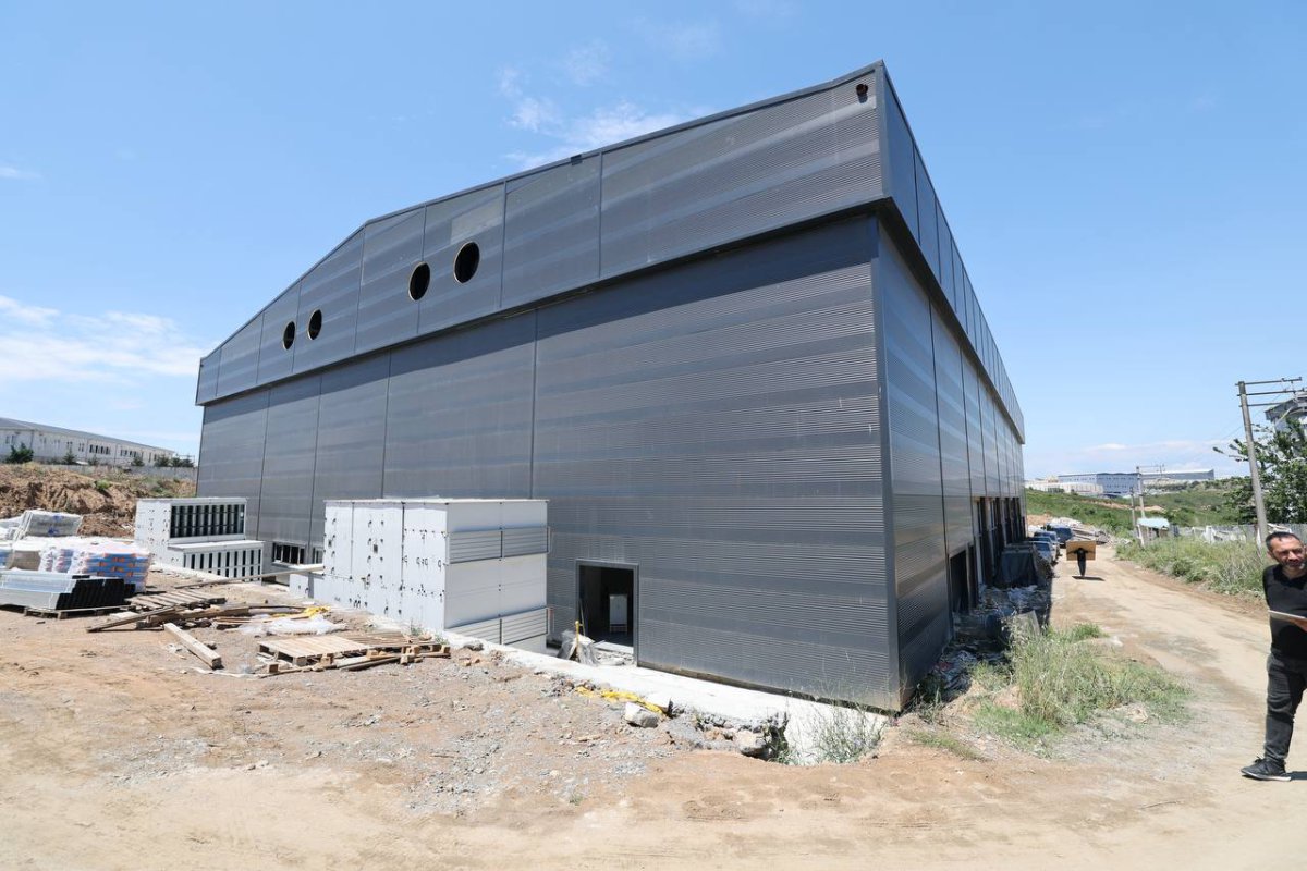 Çiftçi, “Kapalı spor salonunda adım adım sona yaklaşıyoruz”