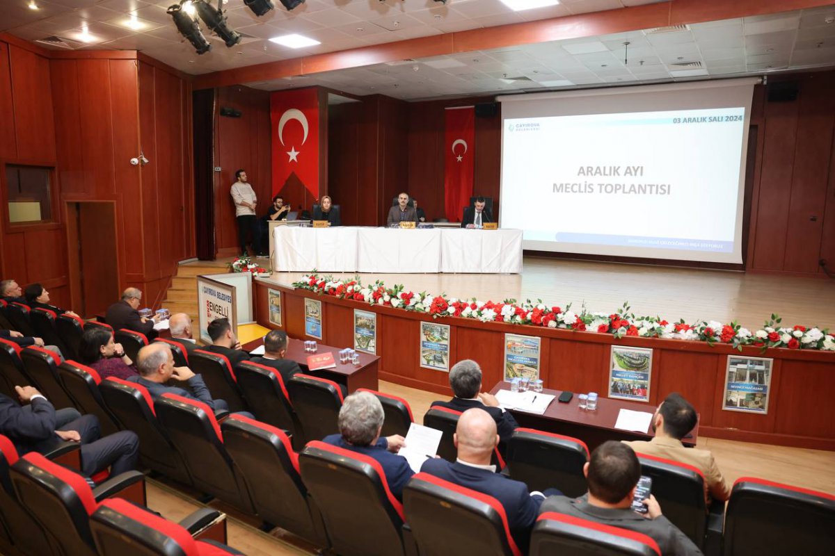 Çayırova’da yılın son meclisi yapıldı